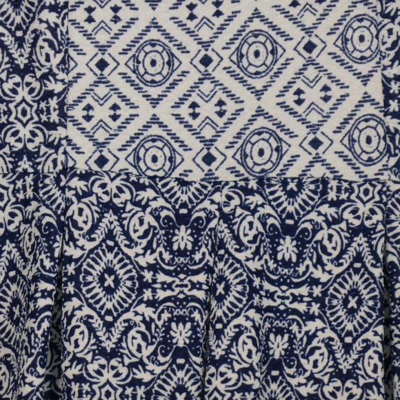 Xhilaration Knit Dress Womens Large Blue White Cut Out Back Stretch Blend - Picture 4 of 9